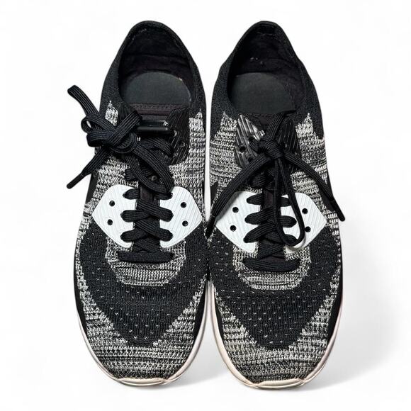 7.5 Nike Air Max 90 Ultra 2.0 Flyknit – Black/White ‘Oreo’ - Picture 1 of 8